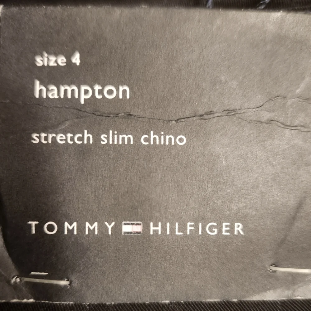 NWT Women's Tommy Hilfiger Hampton Stretch Slim Chino - Picture 2 of 5